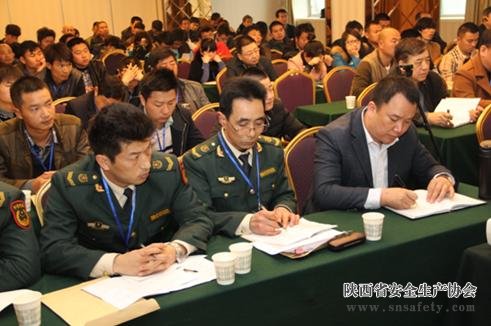 關(guān)于舉辦全省工程機械管理人員安全培訓（第一期）及考試的通知